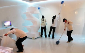 Ofis temizliği öncesi görsel